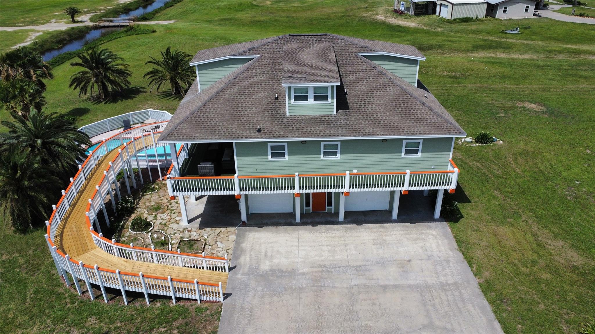 979 Rancho Caribe Drive