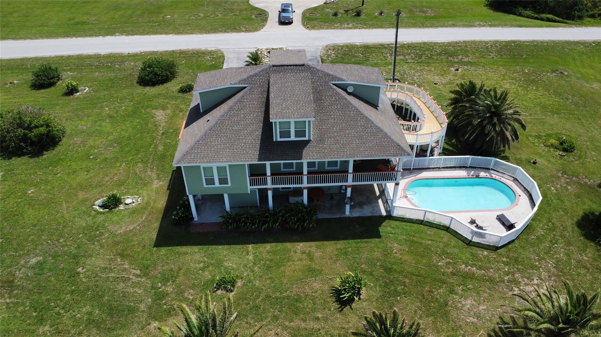 979 Rancho Caribe Drive