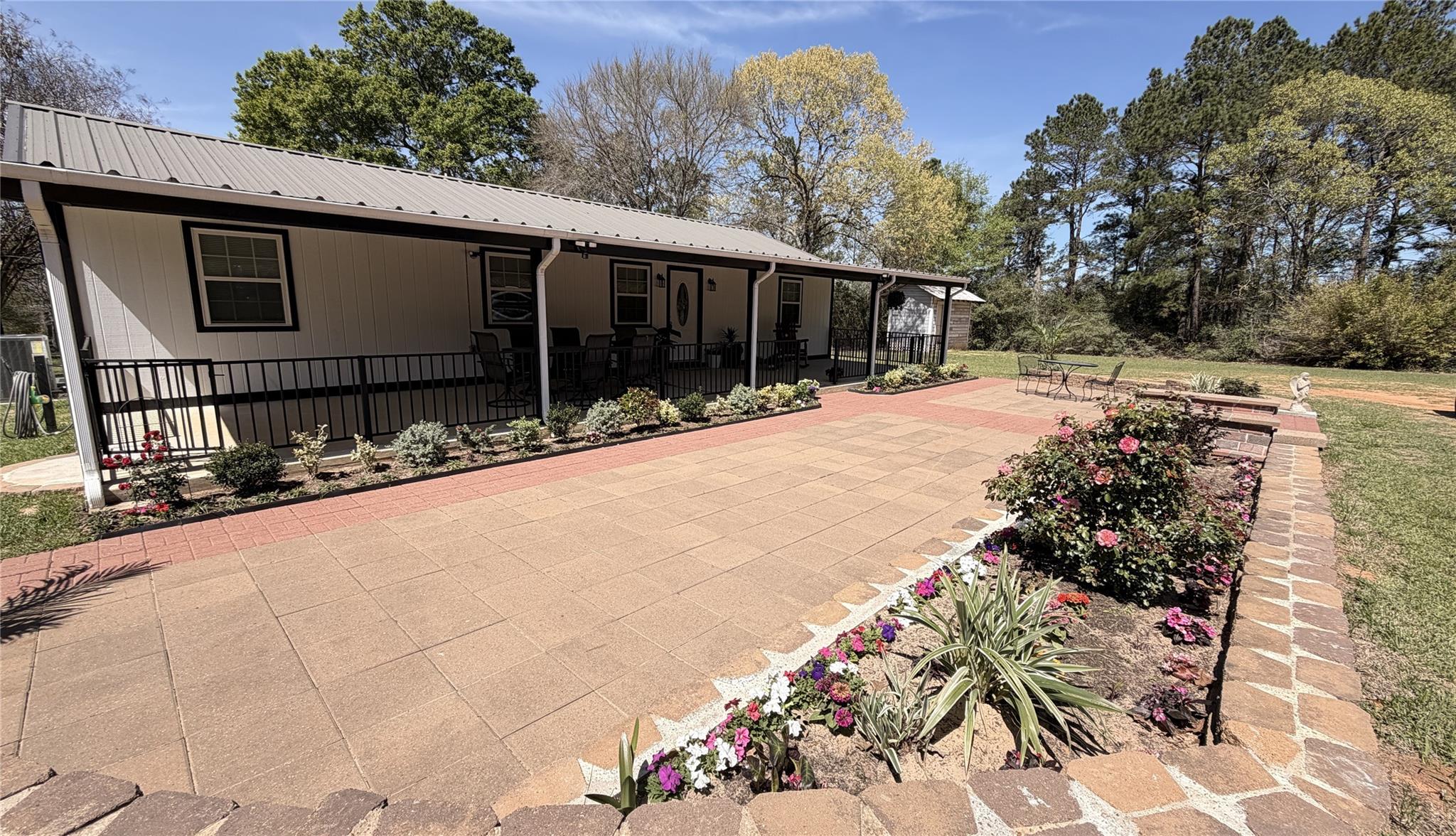6623 County Road 302