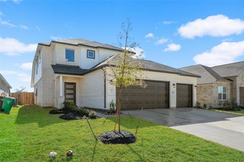 Photo of 3310 Rolling River Drive, Baytown, TX 77521 (MLS # 90700274)