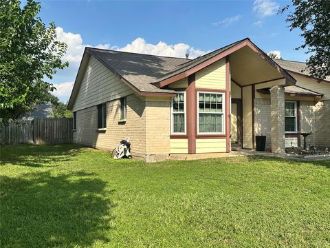 Photo of 16314 N Cross Drive, Houston, TX 77073 (MLS # 96780600)