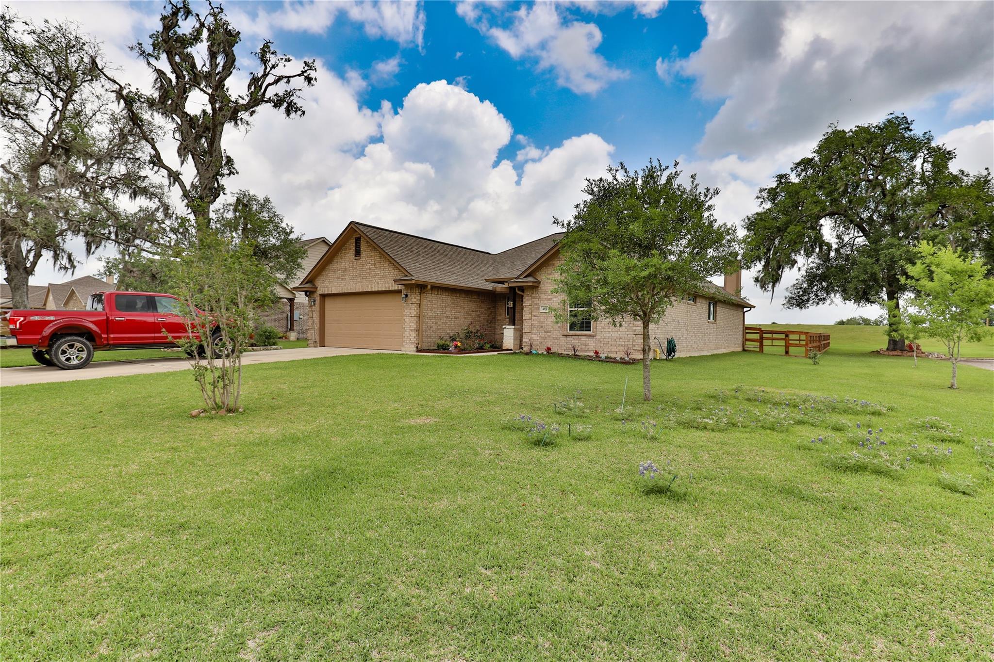 461 Twin Lakes Boulevard W