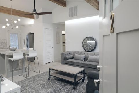 Photo of 1802 Arbor Street #D3, Houston, TX 77004 (MLS # 55353125) Photo of 1802 Arbor Street #D3, Houston, TX 77004 (MLS # 55353125)