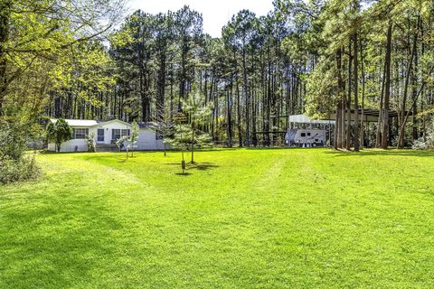 8256 Us Highway 190 E Livingston TX 77351