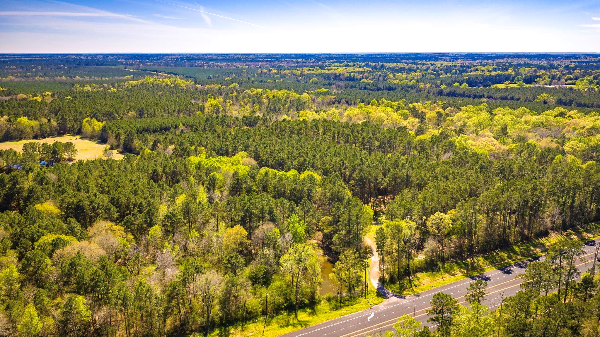 8256 Us Highway 190 E