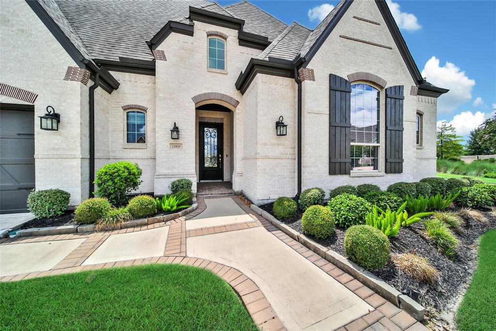 Photo of 23935 Birchwood Lake Lane, Katy, TX 77493 (MLS # 1017197)