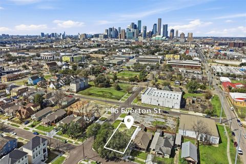 116 Everton Street Houston TX 77003