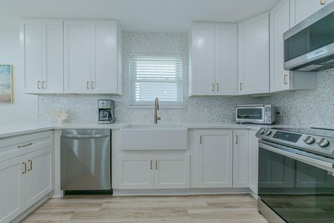 Photo of 13826 Pirates Beach Boulevard, Galveston, TX 77554 (MLS # 18608117)