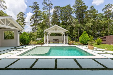 Photo of 19276 Yellow Chestnut Lane, New Caney, TX 77357 (MLS # 15483810)