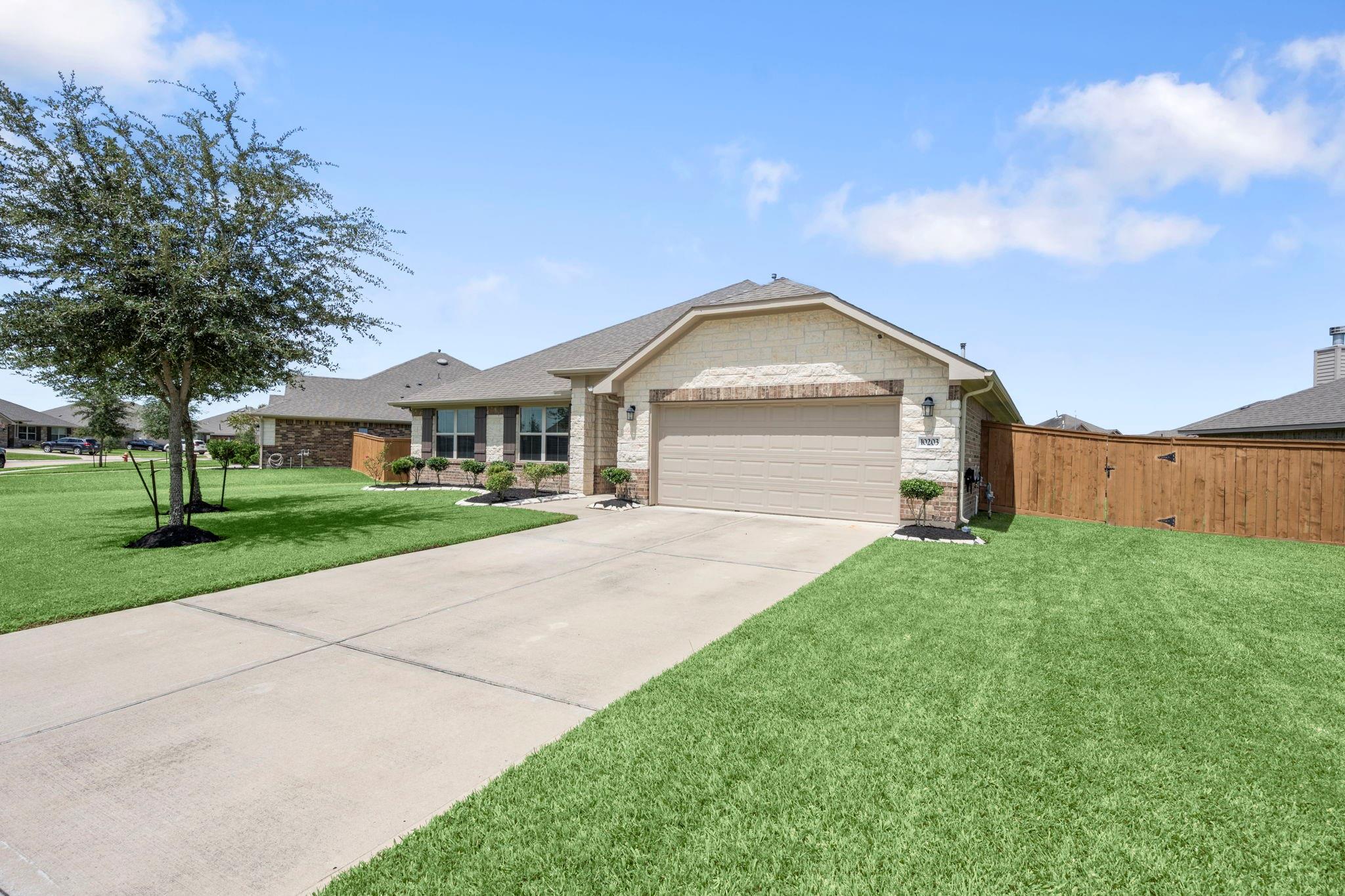 10203 Whitney Reach Drive