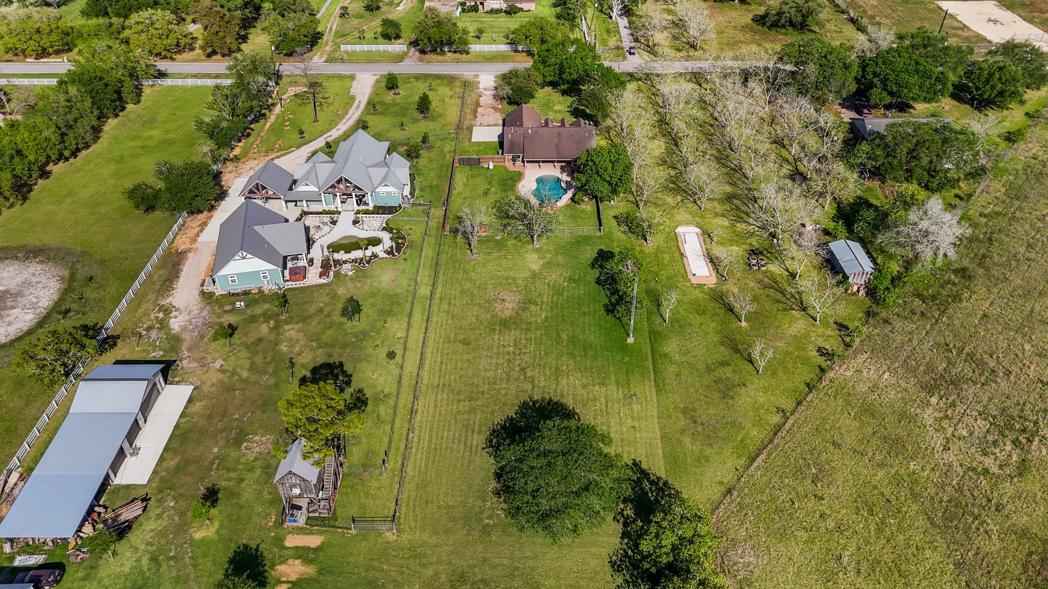 17204 County Road 831