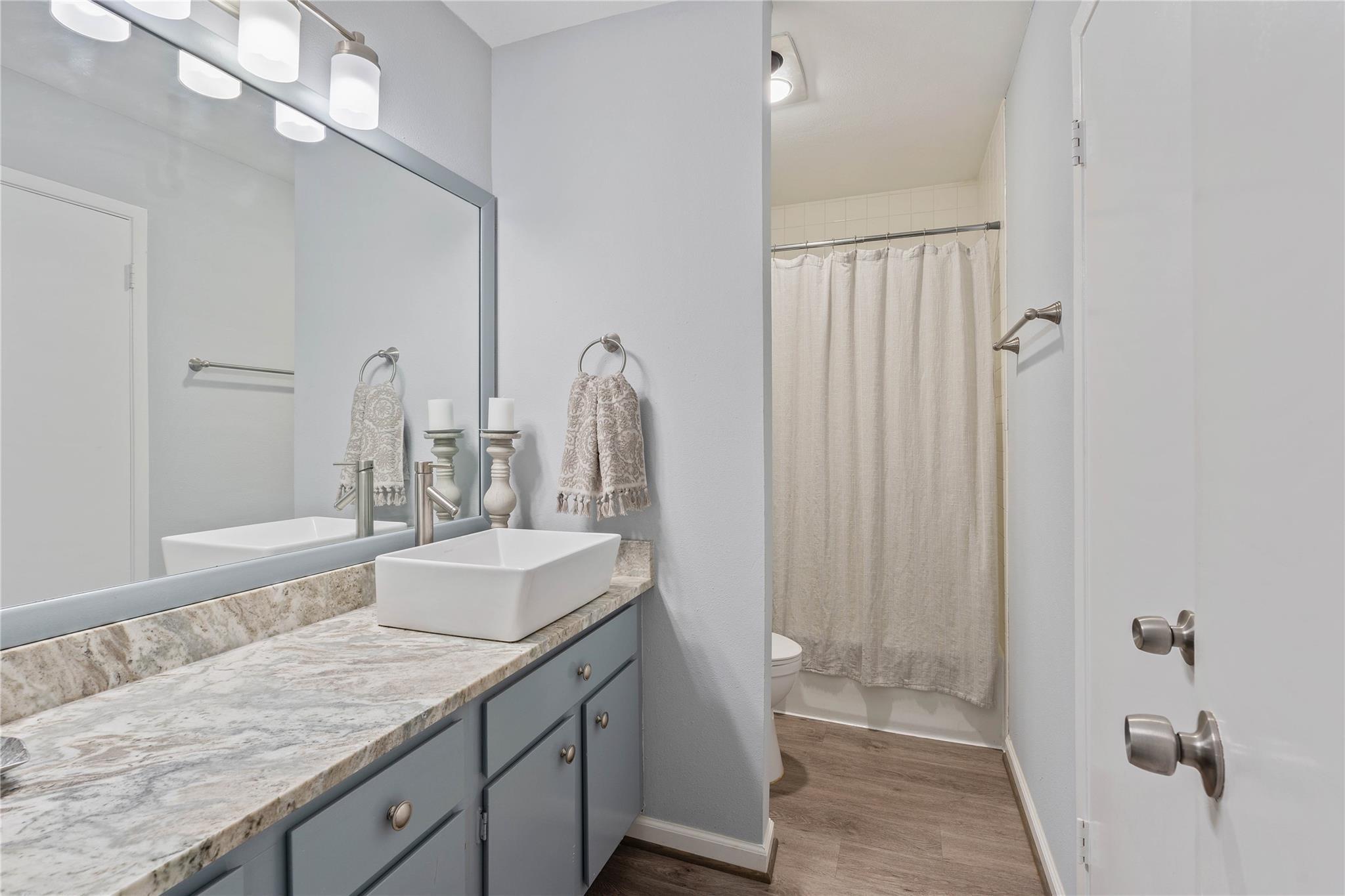 Montgomery, Texas 77356, United States, 3 Bedrooms Bedrooms, ,3 BathroomsBathrooms,Residential,Active,230855