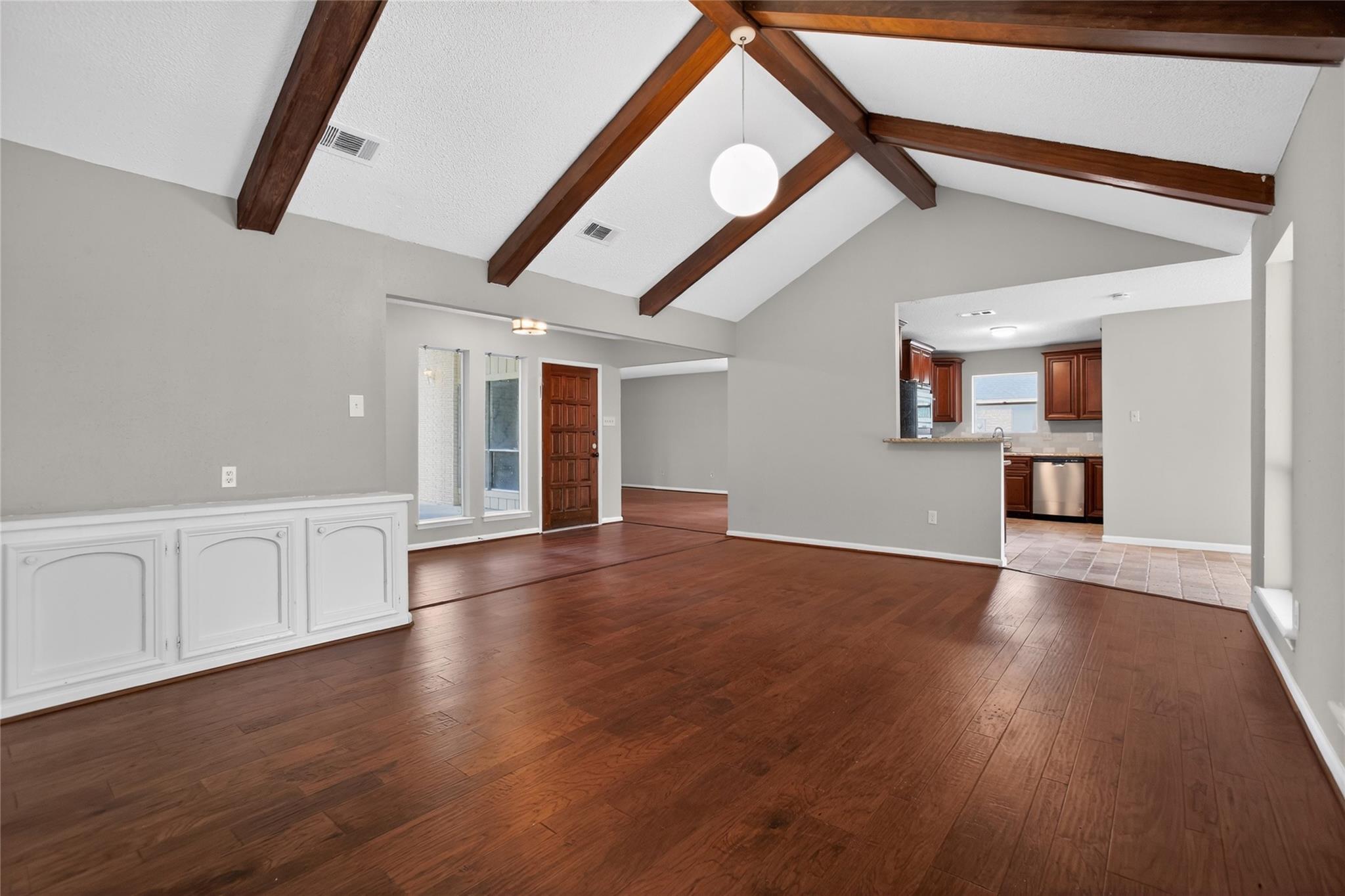1927 Hidden Creek Drive