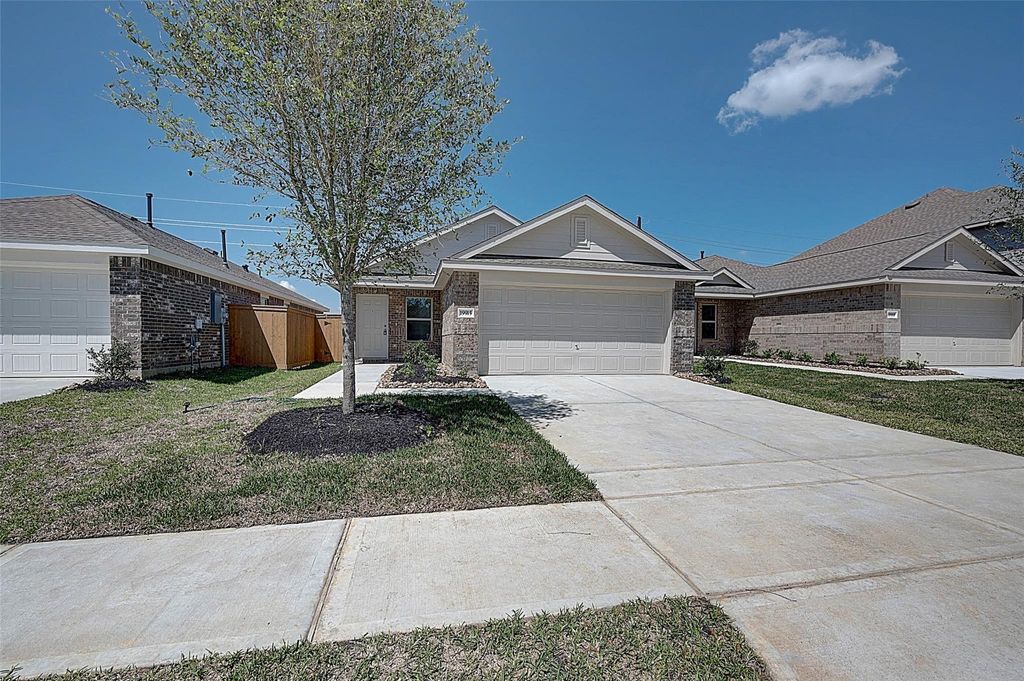 Photo of 19915 Epirus Shores Drive, Hockley, TX 77447 (MLS # 64303531)