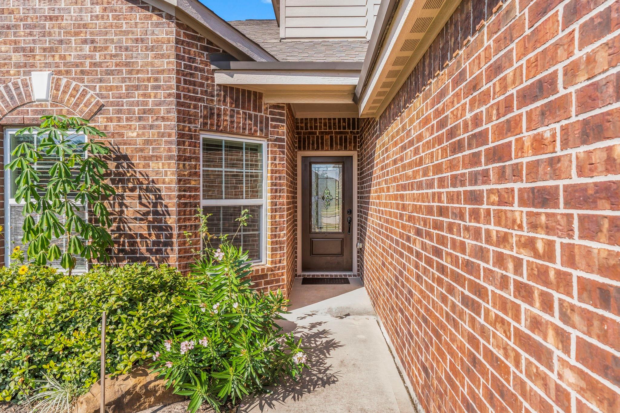7623 Square Garden Lane