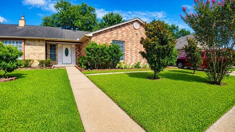 Photo of 9507 Wellsworth Drive, Houston, TX 77083 (MLS # 22829869)