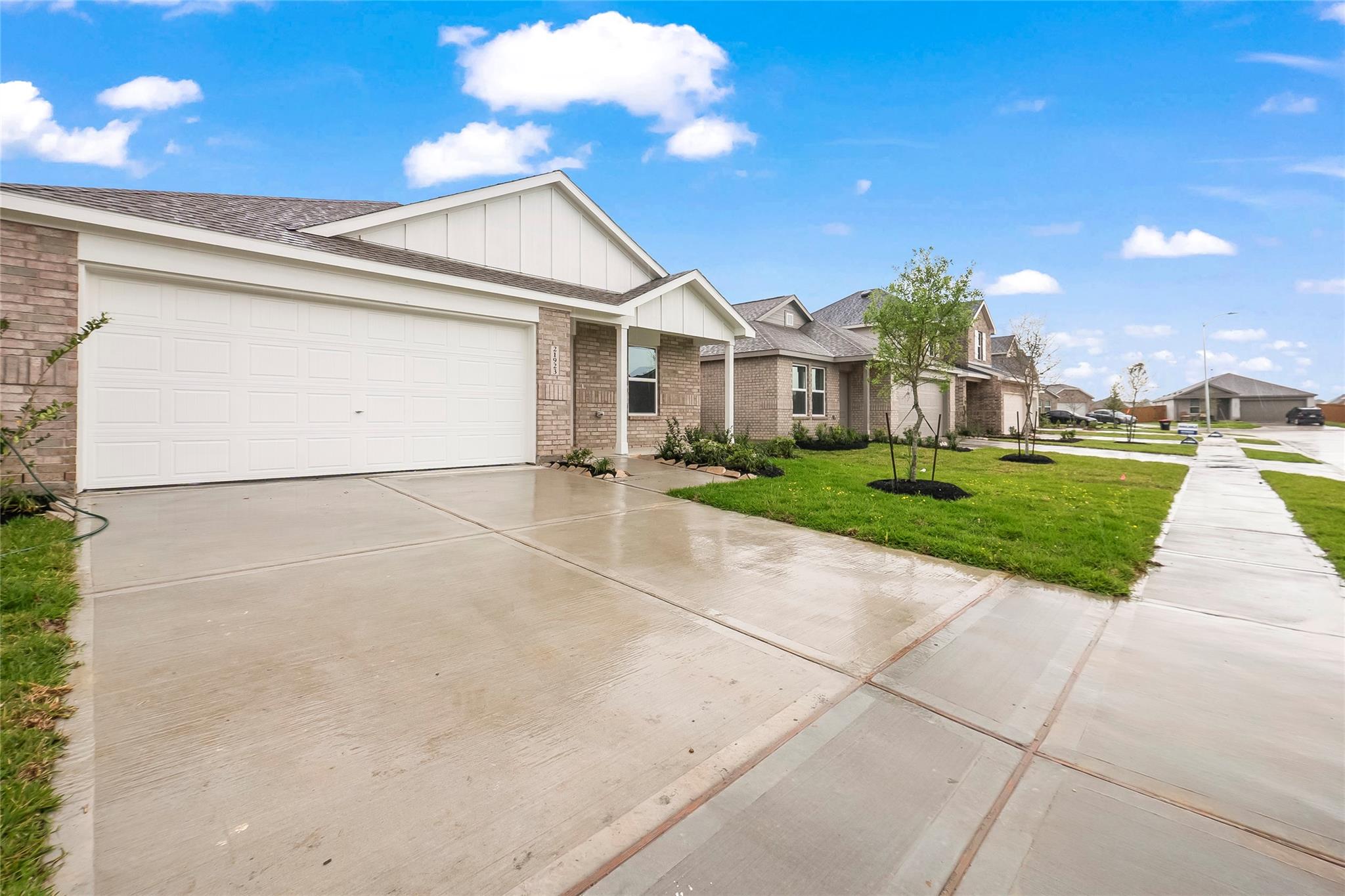 3402 Aspen Stream Drive