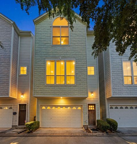 Photo of 1240 Prince Street, Houston, TX 77008 (MLS # 22142113)