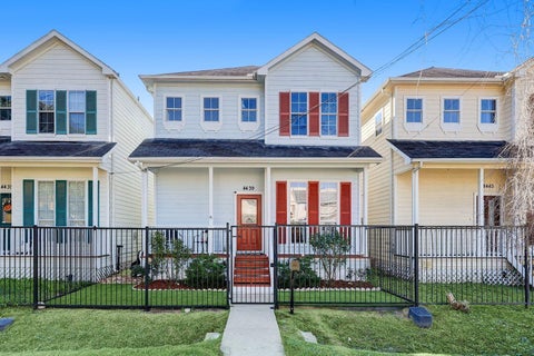 Photo of 4439 Spencer Street, Houston, TX 77007 (MLS # 48595358)