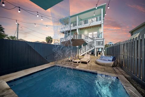 2307 Bernardo De Galvez Avenue Galveston TX 77550