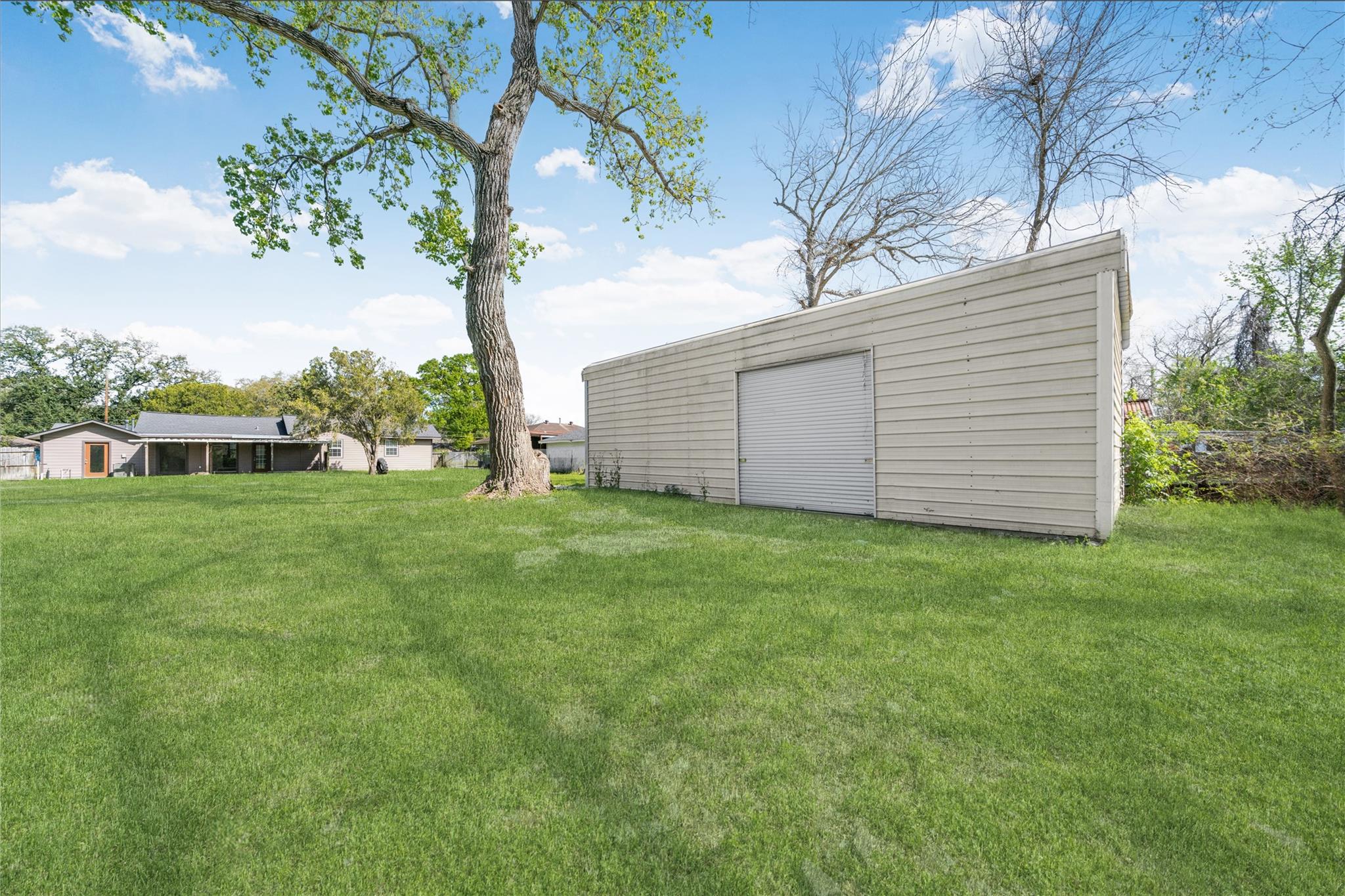 2602 Dupont Street