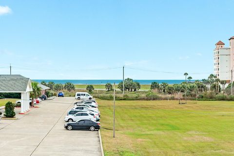 Photo of 3506 Cove View Boulevard #610, Galveston, TX 77554 (MLS # 32992080)