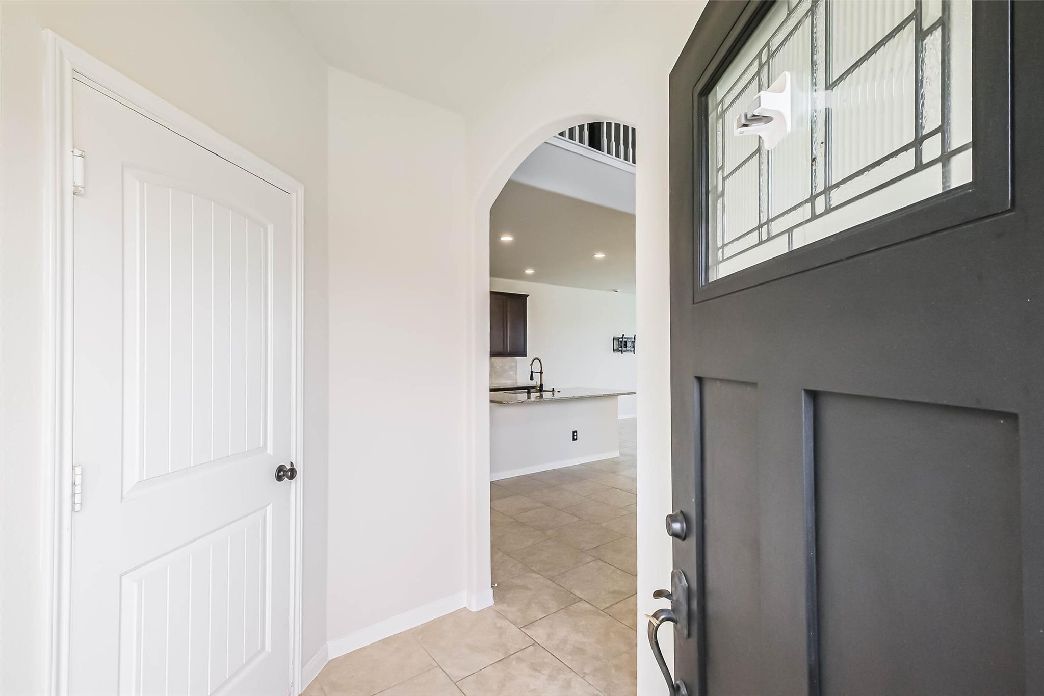 1242 Willow Plains Lane N