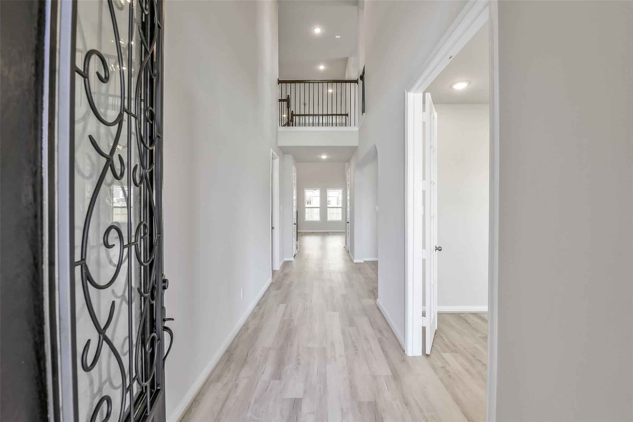 15902 Mimosa Cedar Circle Lane