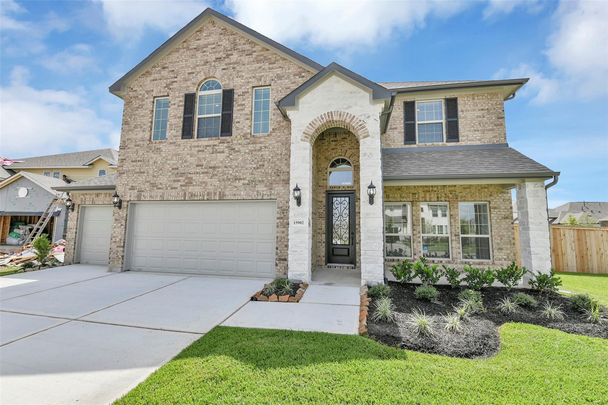 15902 Mimosa Cedar Circle Lane