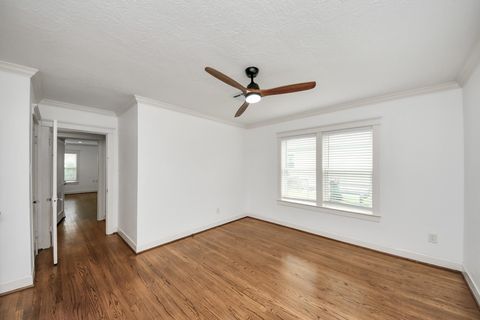 Tiny photo for 609 Reid Street, Houston, TX 77022 (MLS # 73661890)