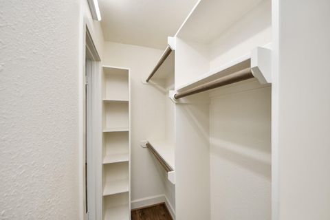 Tiny photo for 609 Reid Street, Houston, TX 77022 (MLS # 73661890)