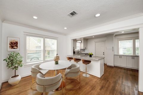 Tiny photo for 609 Reid Street, Houston, TX 77022 (MLS # 73661890)