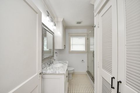 Tiny photo for 609 Reid Street, Houston, TX 77022 (MLS # 73661890)