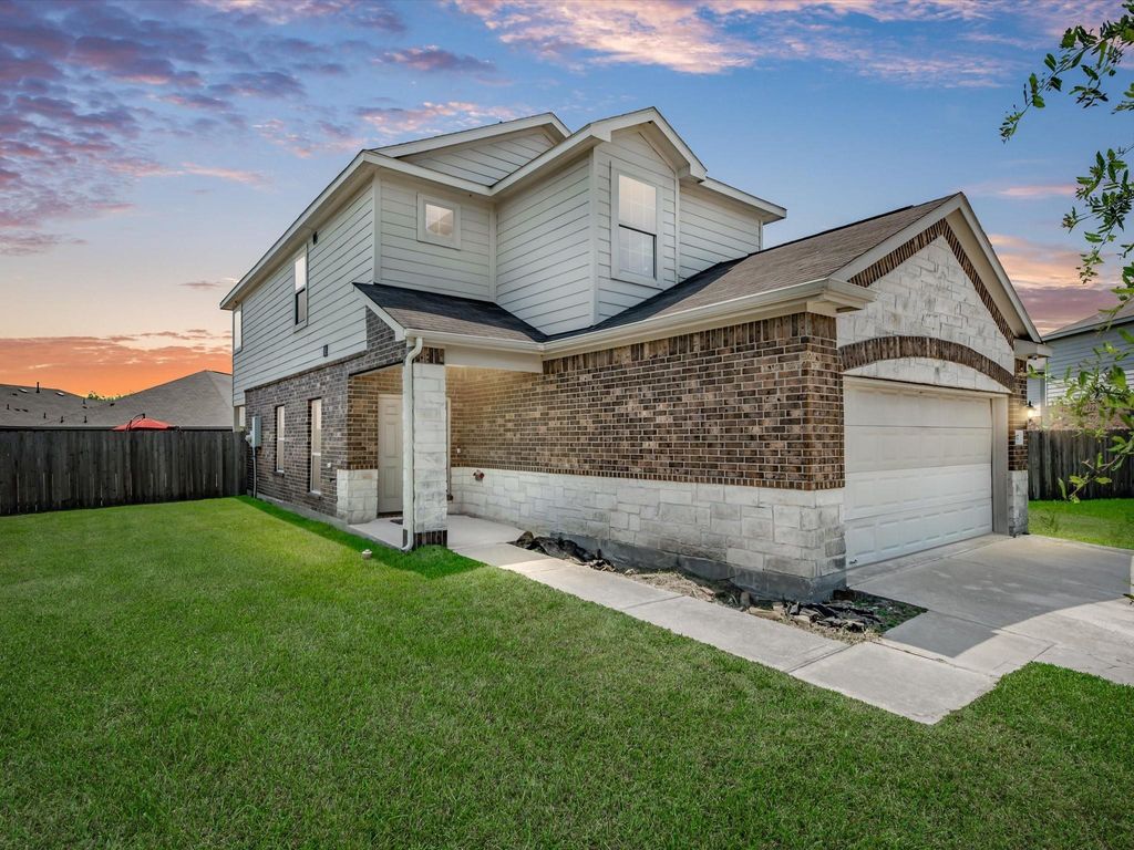 Photo of 9207 Chloe Drive, Houston, TX 77044 (MLS # 2134277)