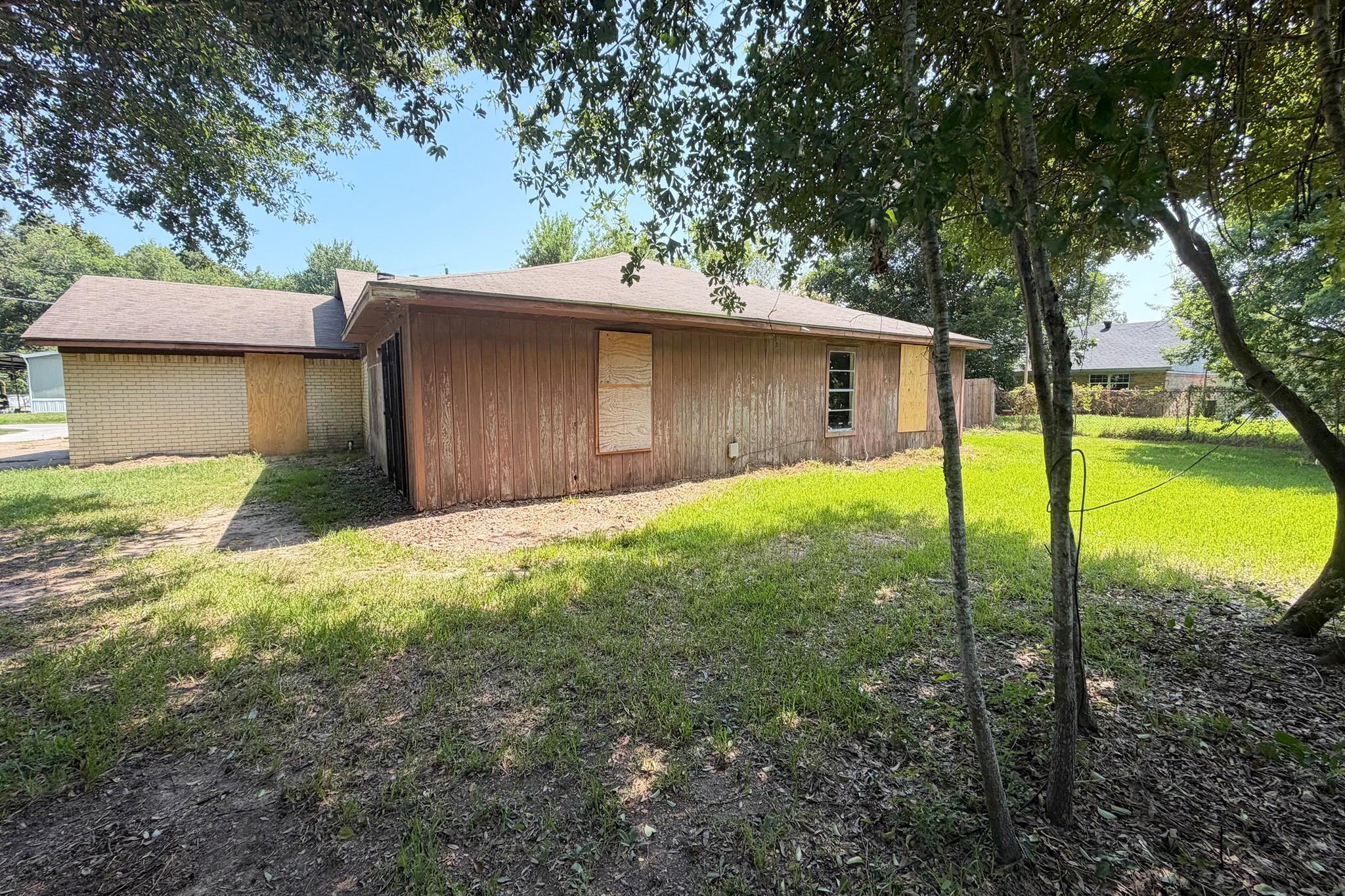 550 E Melville Drive