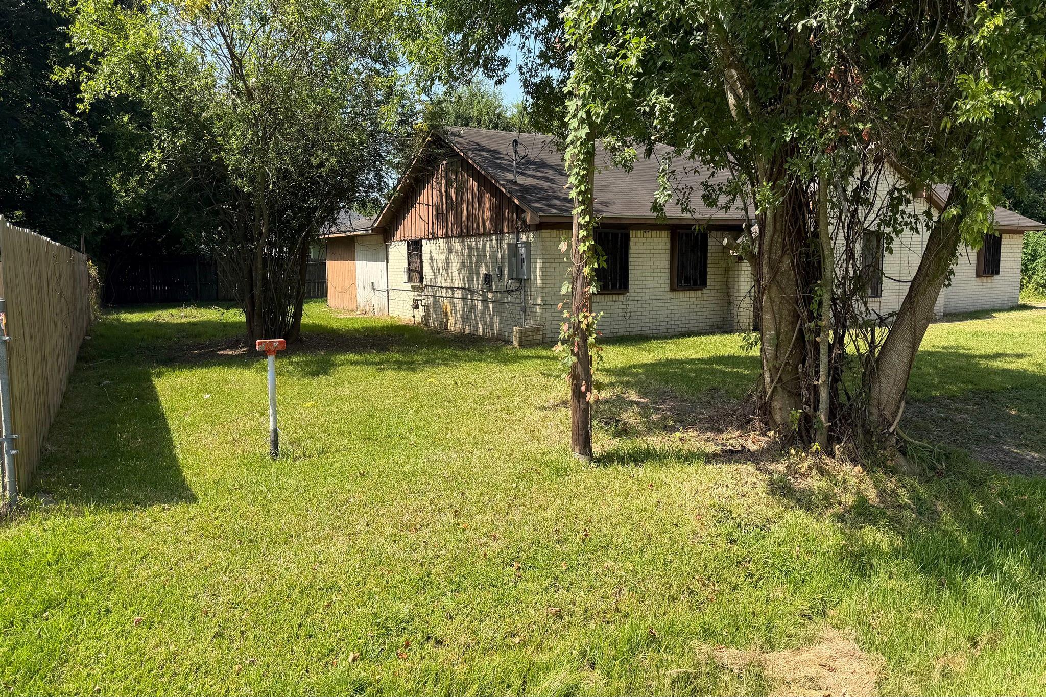 550 E Melville Drive