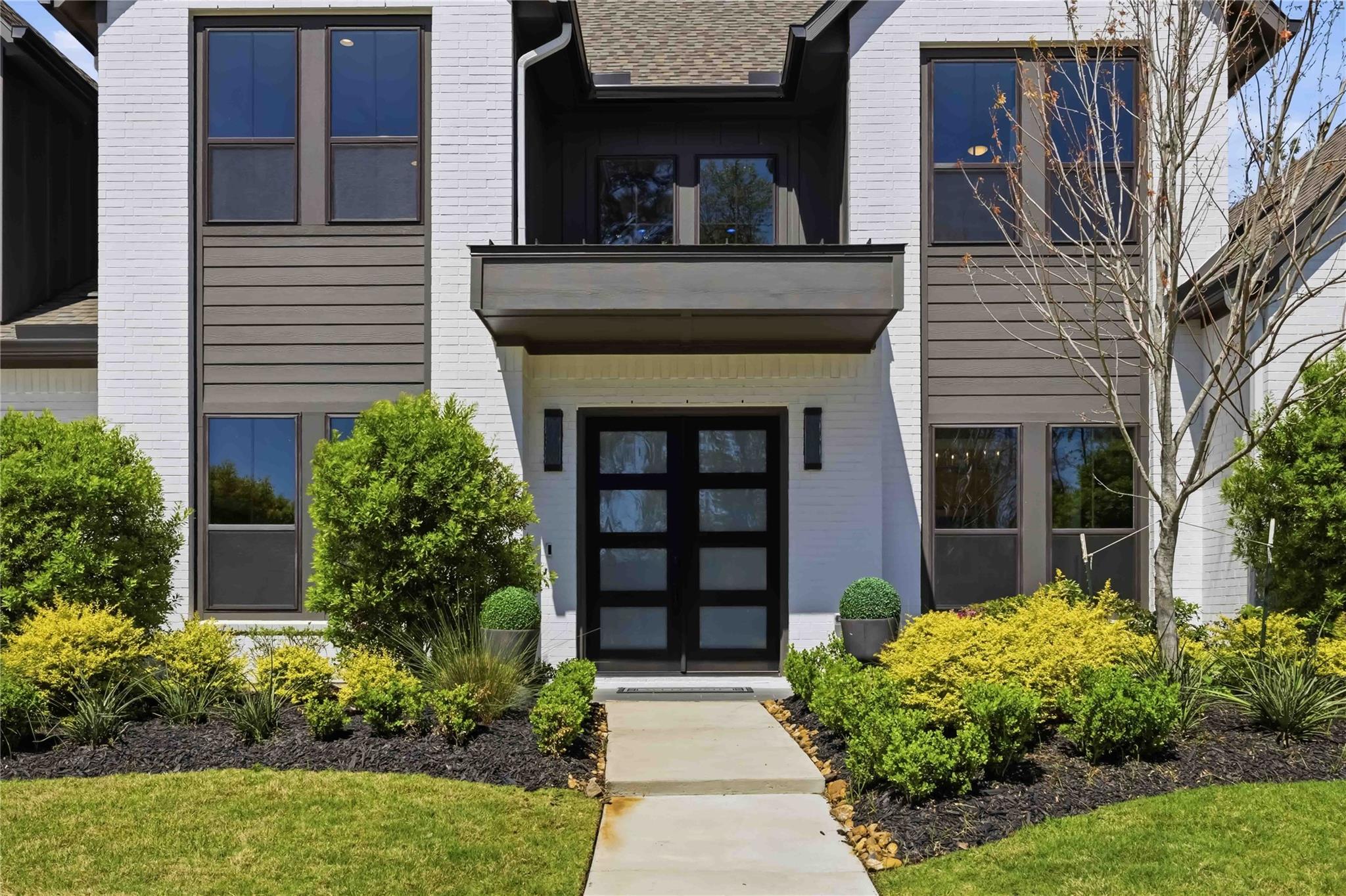 16011 Bonjour Boulevard