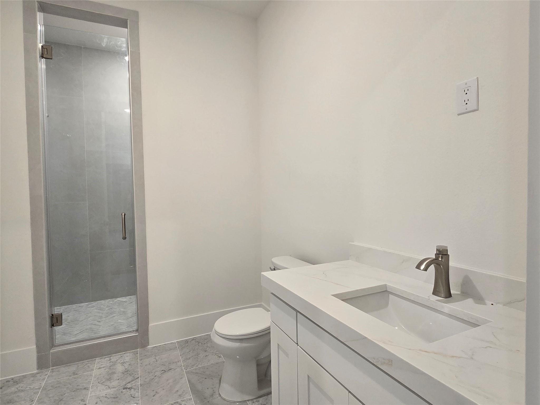 Montgomery, Texas, 77356, United States, 4 Bedrooms Bedrooms, ,6 BathroomsBathrooms,Residential,Active,2034305