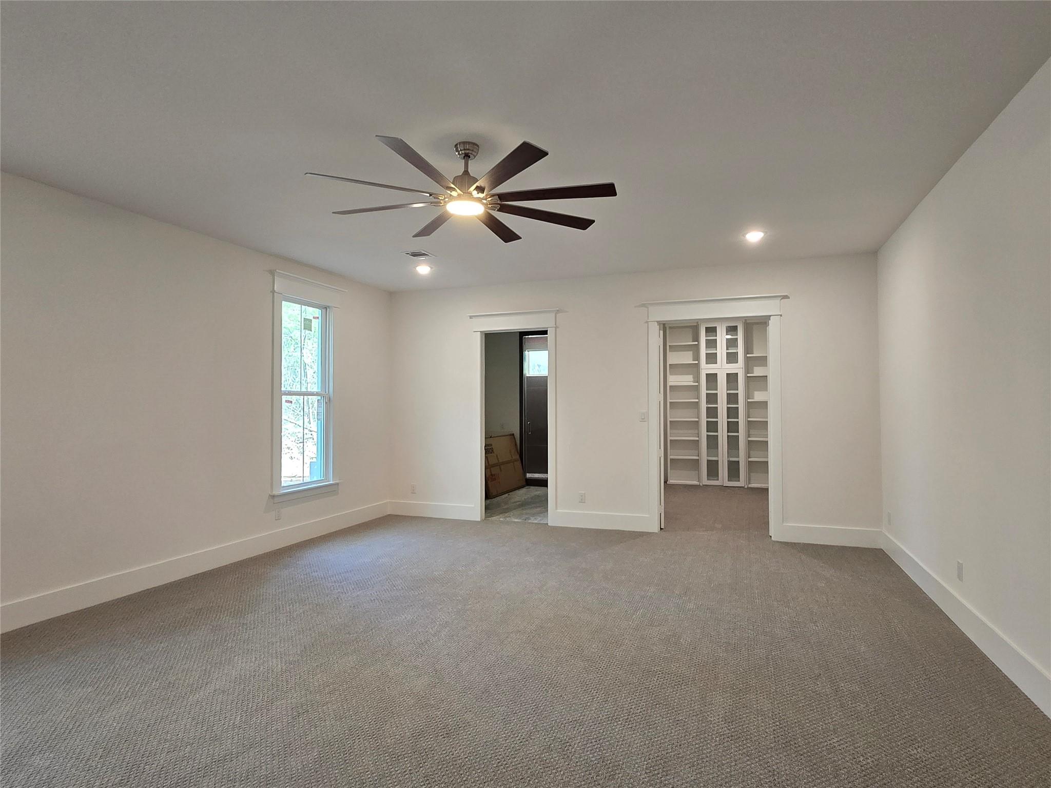 Montgomery, Texas, 77356, United States, 4 Bedrooms Bedrooms, ,6 BathroomsBathrooms,Residential,Active,2034305