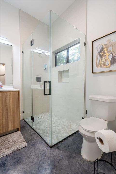 Tiny photo for 709 Memorial Heights Drive, Houston, TX 77007 (MLS # 44579373)