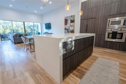 Tiny photo for 709 Memorial Heights Drive, Houston, TX 77007 (MLS # 44579373)