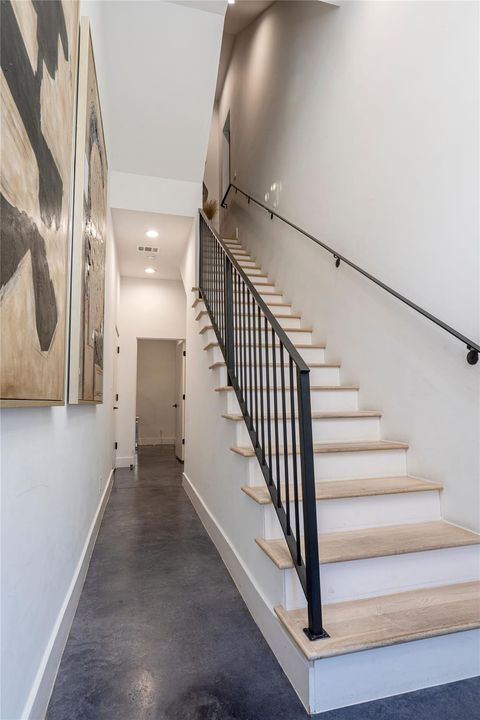 Tiny photo for 709 Memorial Heights Drive, Houston, TX 77007 (MLS # 44579373)