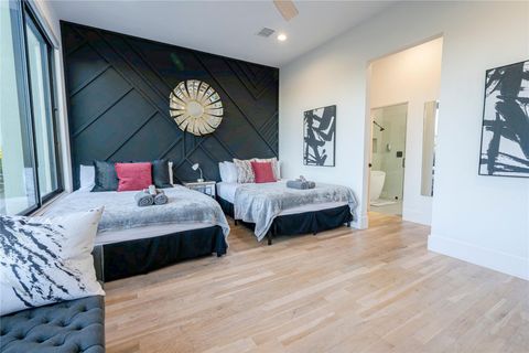 Tiny photo for 709 Memorial Heights Drive, Houston, TX 77007 (MLS # 44579373)