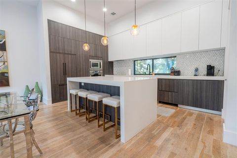 Tiny photo for 709 Memorial Heights Drive, Houston, TX 77007 (MLS # 44579373)