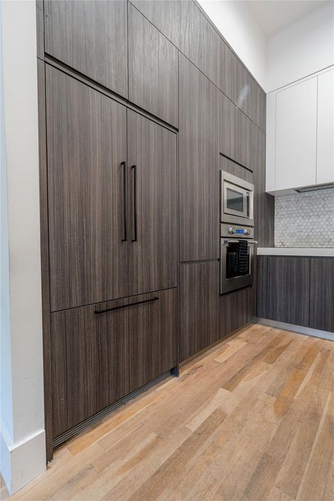 Tiny photo for 709 Memorial Heights Drive, Houston, TX 77007 (MLS # 44579373)