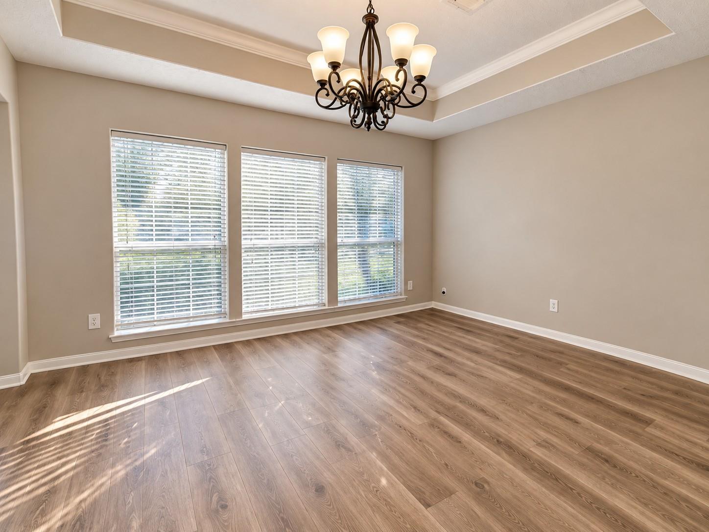 114 Crescent Bay Drive
