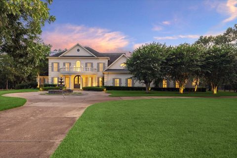 106 Melody Lane Friendswood TX 77546