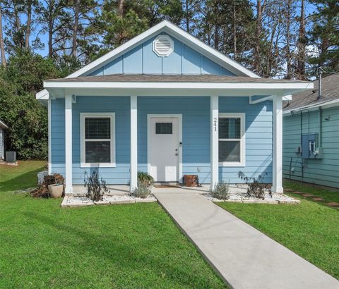 241 Ridgeside Montgomery TX 77316