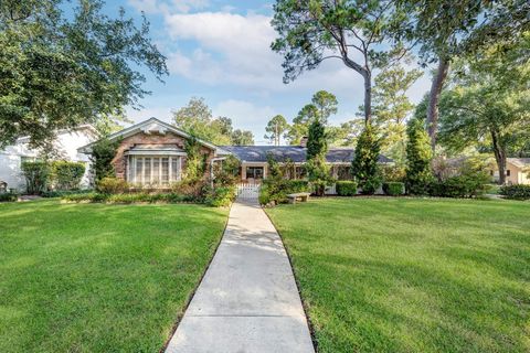 Photo of 10002 Cedar Creek Drive, Houston, TX 77042 (MLS # 10057865) Photo of 10002 Cedar Creek Drive, Houston, TX 77042 (MLS # 10057865)