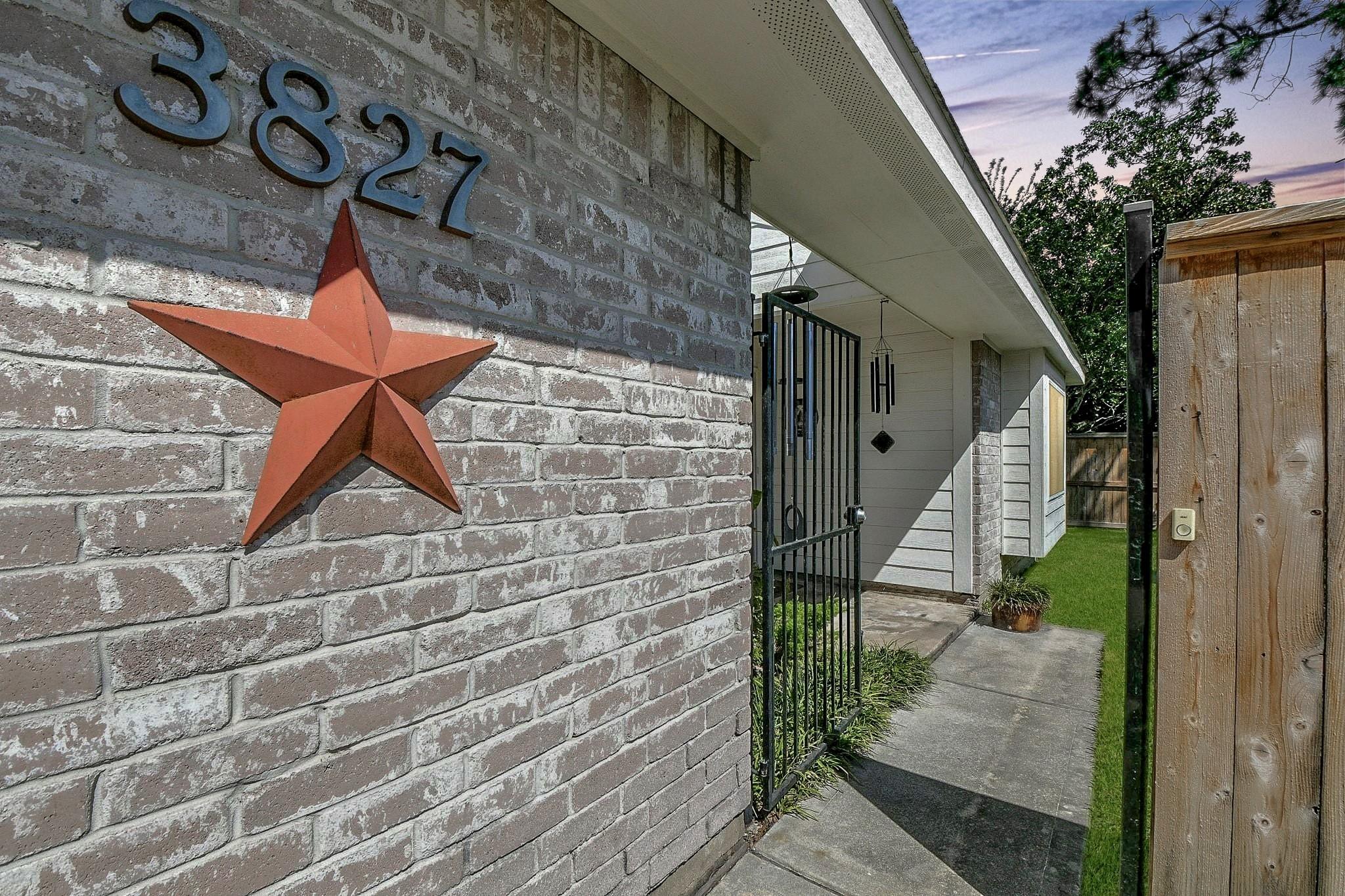 3827 Wood Stone Walk Drive
